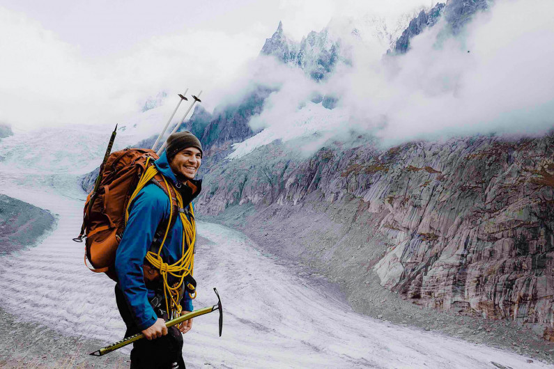 banner-glacier-hiker.jpg